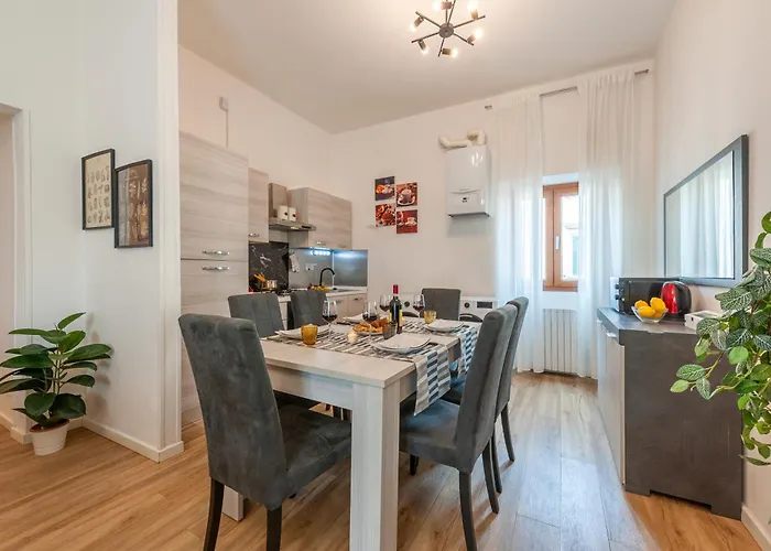 Vittoria - Flo Apartment *